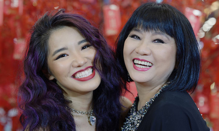 Cẩm Vân cùng con gái lên ý tưởng quay MV nhạc Trịnh ở nhà