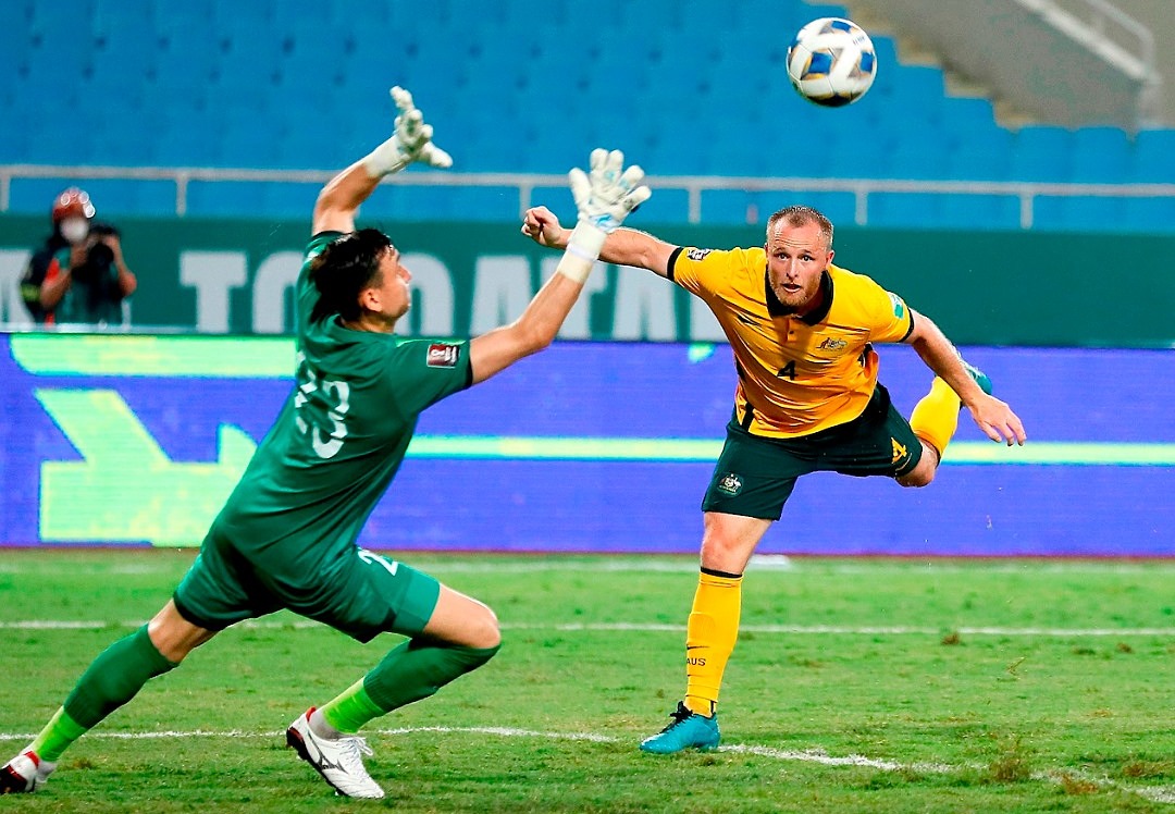 Việt Nam vẫn không tụt hạng dù thua Australia tại sân nhà