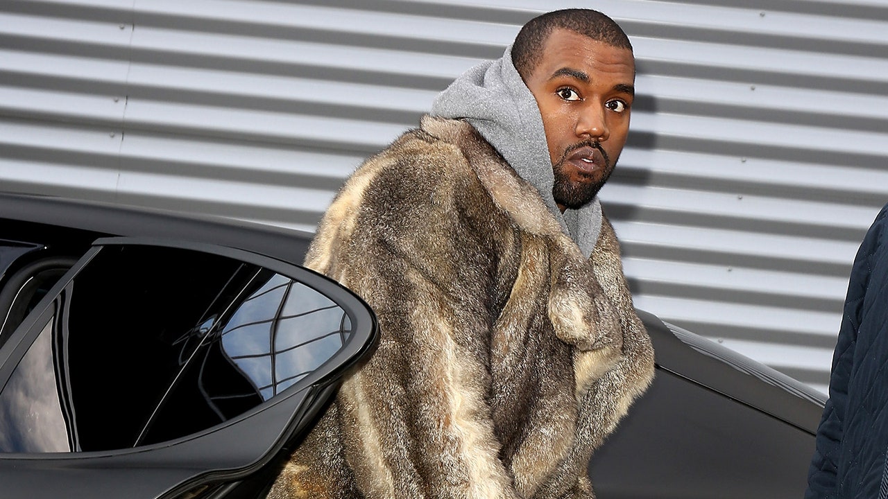 Kanye West đóng cảnh tự thiêu giới thiệu album mới